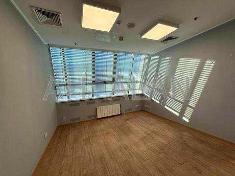 коммерческая по адресу Большая Васильковская ул. (Красноармейская), 1/1