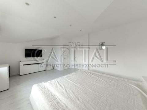 будинок за адресою Миколи Бажана просп.