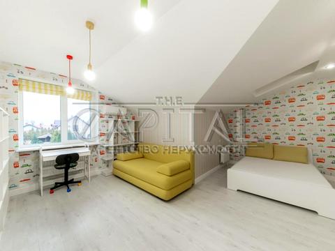 будинок за адресою Миколи Бажана просп.