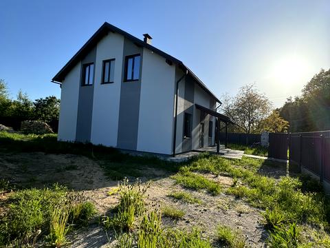 дом по адресу Центральна