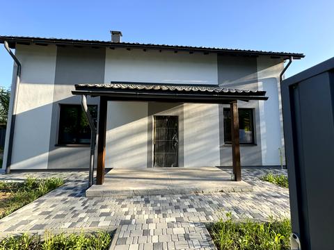 дом по адресу Центральна