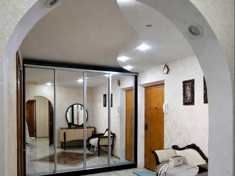 квартира по адресу Небесной Сотни просп. (Маршала Жукова), 10/6