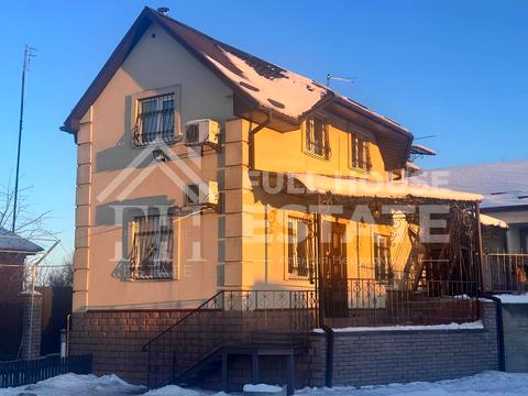 будинок за адресою вул. Івана Франка, 10