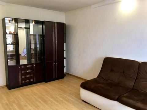 квартира за адресою Анни Ахматової вул., 15