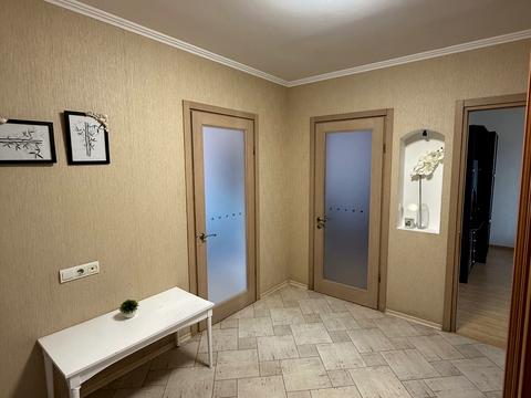квартира за адресою Анни Ахматової вул., 15