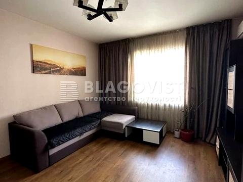 квартира за адресою Степана Рудницького вул. (Академіка Вільямса), 8-Є