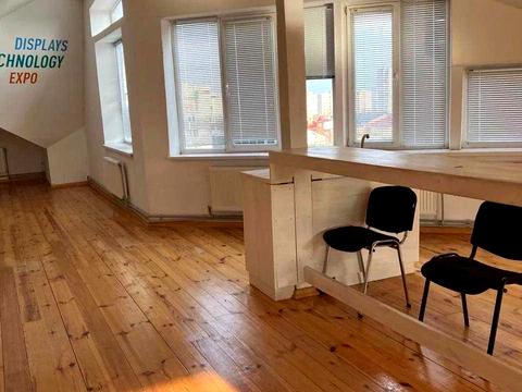 комерційна за адресою Львів, Уманська вул., 25