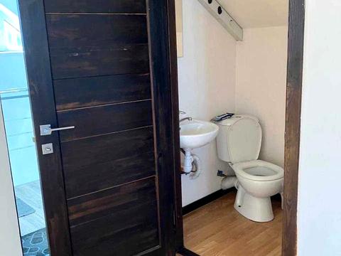 комерційна за адресою Львів, Уманська вул., 25