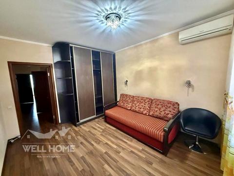 квартира за адресою Дніпровська набережна вул., 19-В