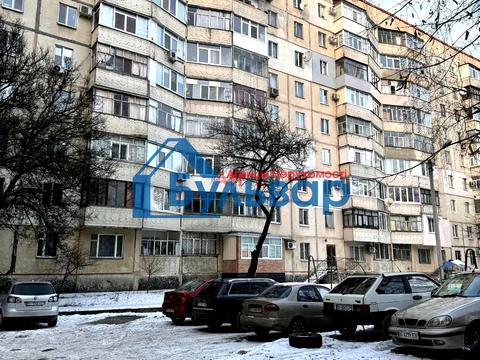 квартира за адресою Юрія Побєдоносцева бульв., 4 к1