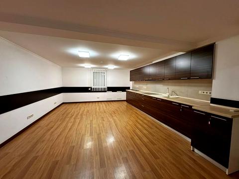 комерційна за адресою Старонаводницька вул., 6-Б