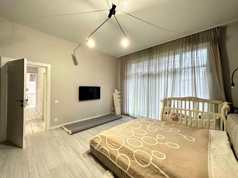 будинок за адресою Буча, Євгена Коновальця вул.