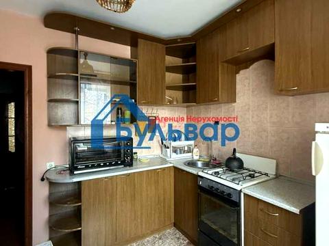 квартира за адресою Володимира Івасюка вул. (Головка), 4