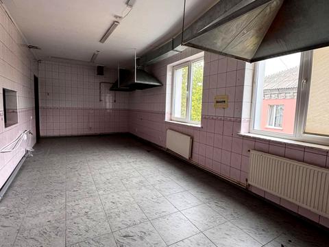 комерційна за адресою Шевченка бульв., 38А