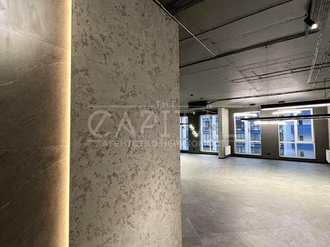 комерційна за адресою Центральна вул., 11