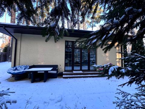 дом по адресу Евгения Коновальца ул.