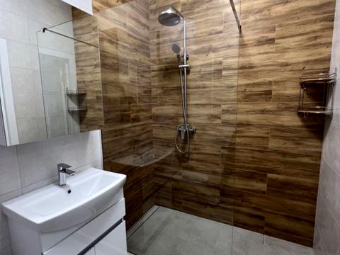 квартира по адресу Владислава Бувалкина ул. (Бочарова Генерала), 60