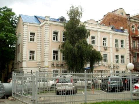 коммерческая по адресу Саксаганского ул., 111-А