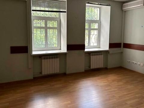 коммерческая по адресу Саксаганского ул., 111-А