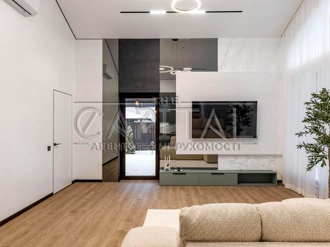 будинок за адресою Привітна, 7