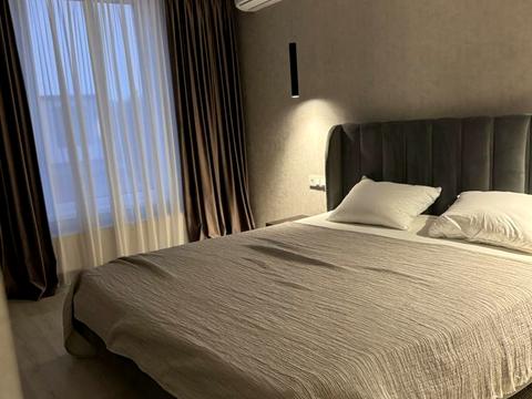 будинок за адресою с. Нові Петрівці, Озерна