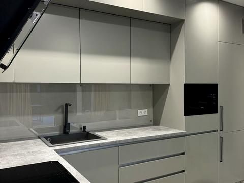 будинок за адресою с. Нові Петрівці, Озерна