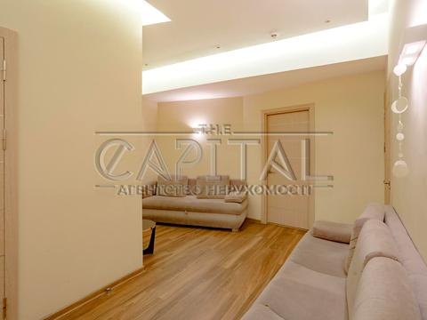 коммерческая по адресу Евгения Коновальца ул. (Щорса), 36-Д