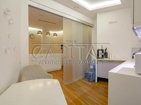 коммерческая по адресу Евгения Коновальца ул. (Щорса), 36-Д