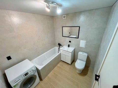 квартира за адресою Степана Бандери вул., 55