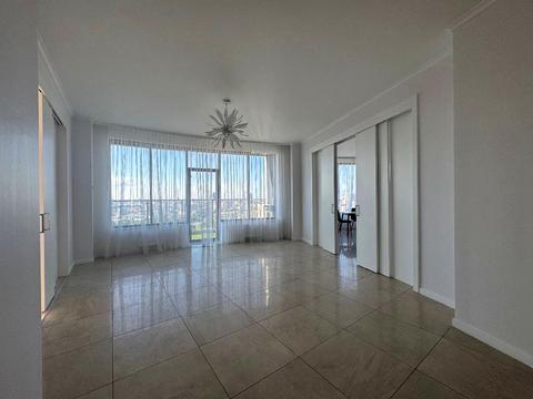 комерційна за адресою Київ, Євгена Коновальця вул. (Щорса), 26-А