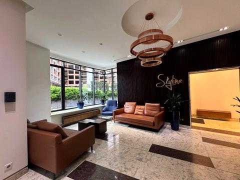 комерційна за адресою Київ, Євгена Коновальця вул. (Щорса), 26-А