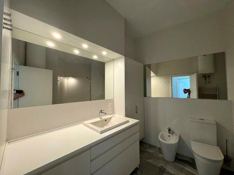 комерційна за адресою Київ, Євгена Коновальця вул. (Щорса), 26-А