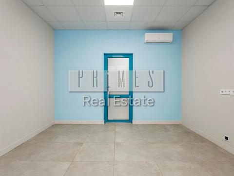 комерційна за адресою Центральна, 1