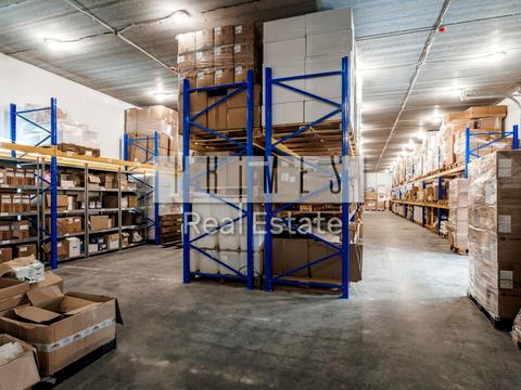 комерційна за адресою Центральна, 1