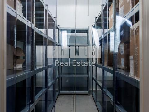 комерційна за адресою Центральна, 1