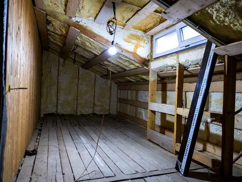 будинок за адресою Івано-Франківськ, Коновальця