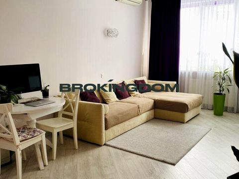 квартира за адресою Київ, Генерала Шаповала вул. (Механізаторів), 2