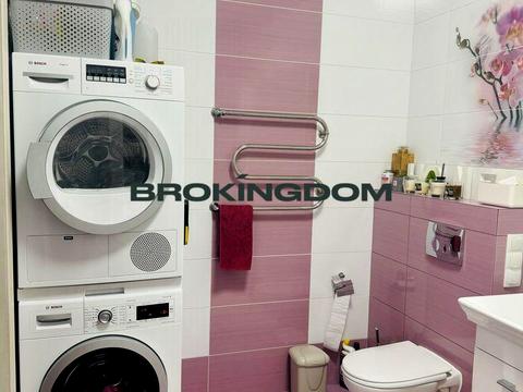 квартира за адресою Київ, Генерала Шаповала вул. (Механізаторів), 2