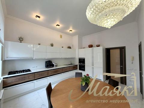 квартира за адресою Київ, Рейтарська вул., 5