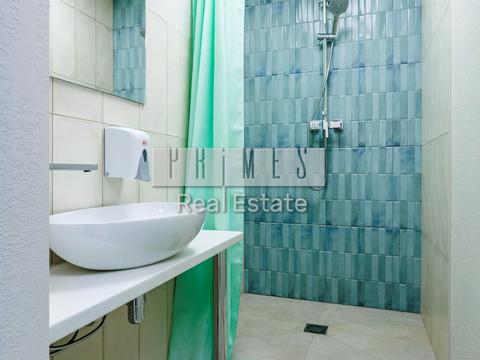 комерційна за адресою Доківська вул., 9