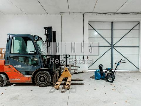 комерційна за адресою Доківська вул., 9