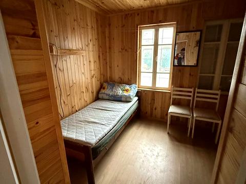 будинок за адресою Синьоозерна вул.