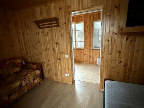 будинок за адресою Синьоозерна вул.