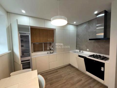 будинок за адресою вул. Снайпера, 3