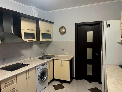 квартира за адресою Осіння вул., 33