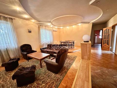 будинок за адресою Канадська вул. (Гур'євська)