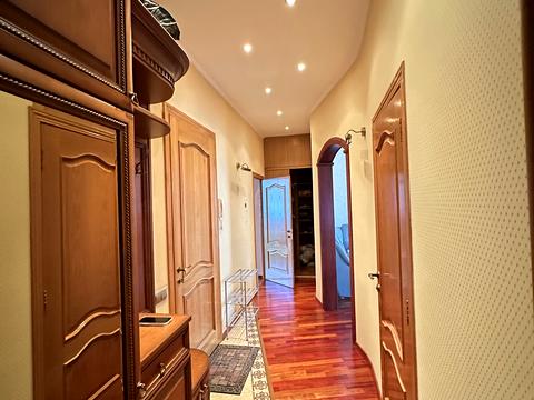 квартира по адресу Голосеевский просп. (40-летия Октября), 106/2