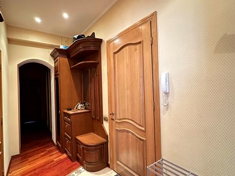 квартира по адресу Голосеевский просп. (40-летия Октября), 106/2