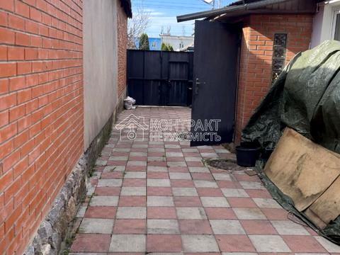 дом по адресу Новохарьковская ул.
