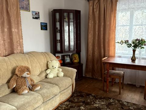 будинок за адресою Центральна, 4